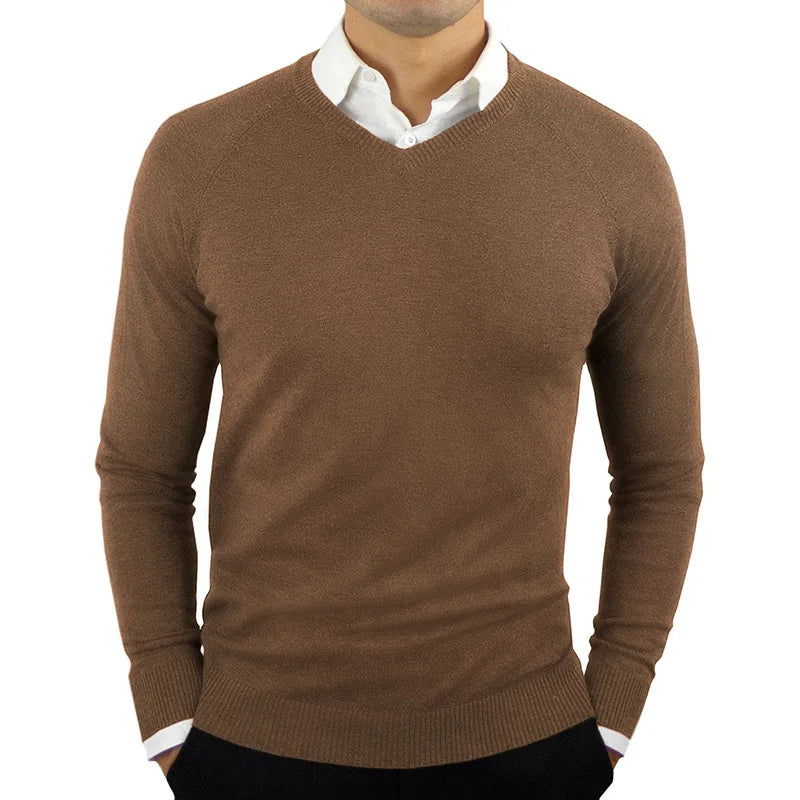 Navarita | Men's Classic V-Neck Woolen Pullover