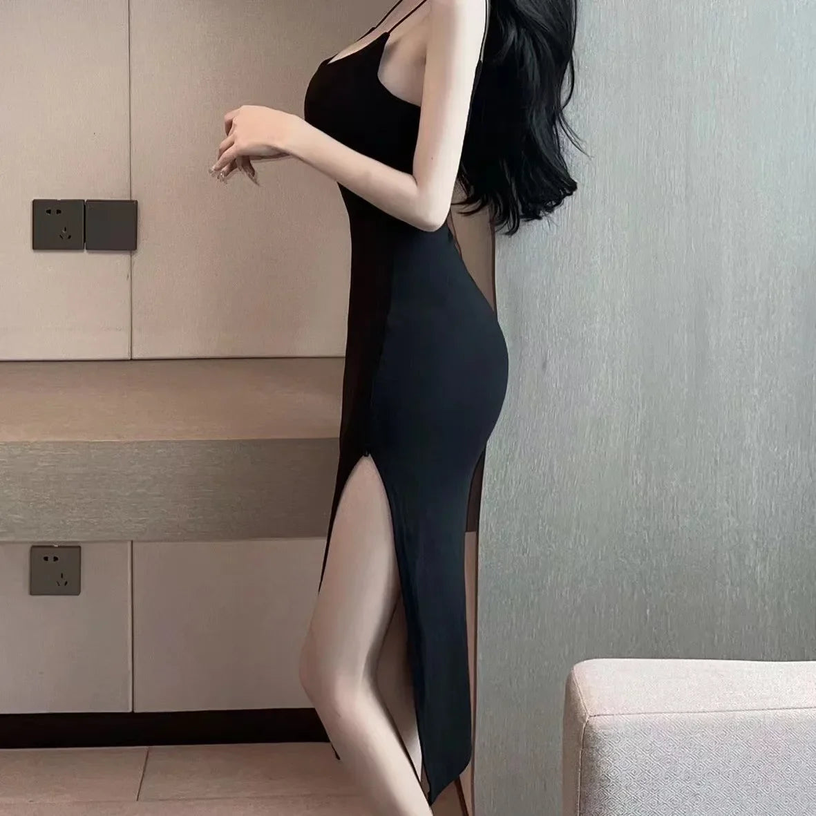 Navarita | Sleek Midnight Knit Dress