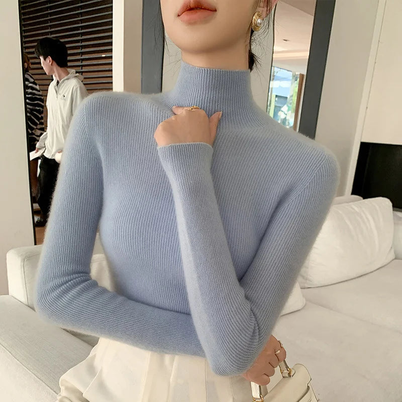 Navarita | Slim Fit High-Stretch Turtleneck Wool Sweater