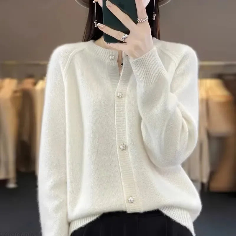 Navarita | Slim Knit Cardigan with Star Buttons