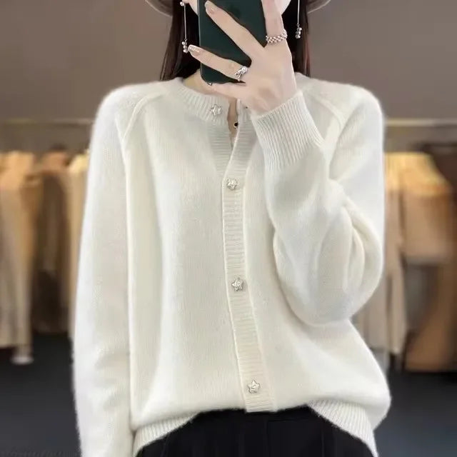 Navarita | Slim Knit Cardigan with Star Buttons
