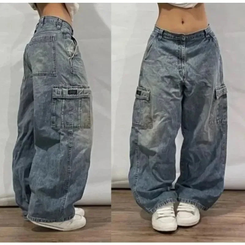 Navarita | Vintage Wide-Leg Graffiti Jeans