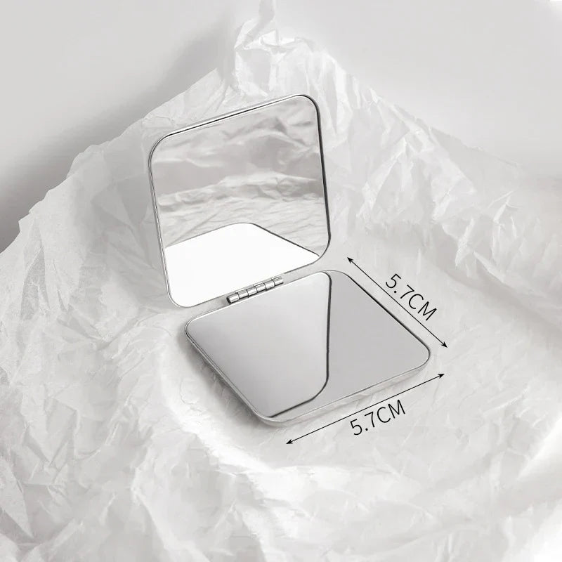 Navarita | Sleek Foldable Mirror