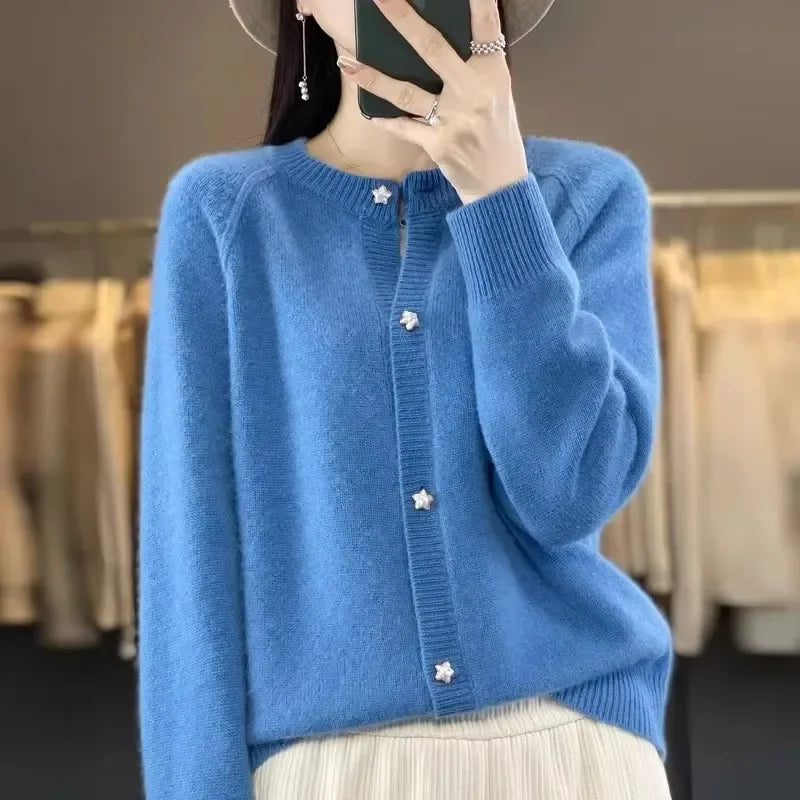 Navarita | Slim Knit Cardigan with Star Buttons