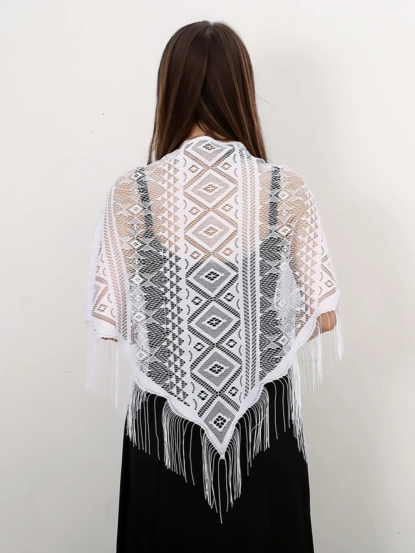 Navarita | White Lace Embroidered Shawl with Tassel Edges