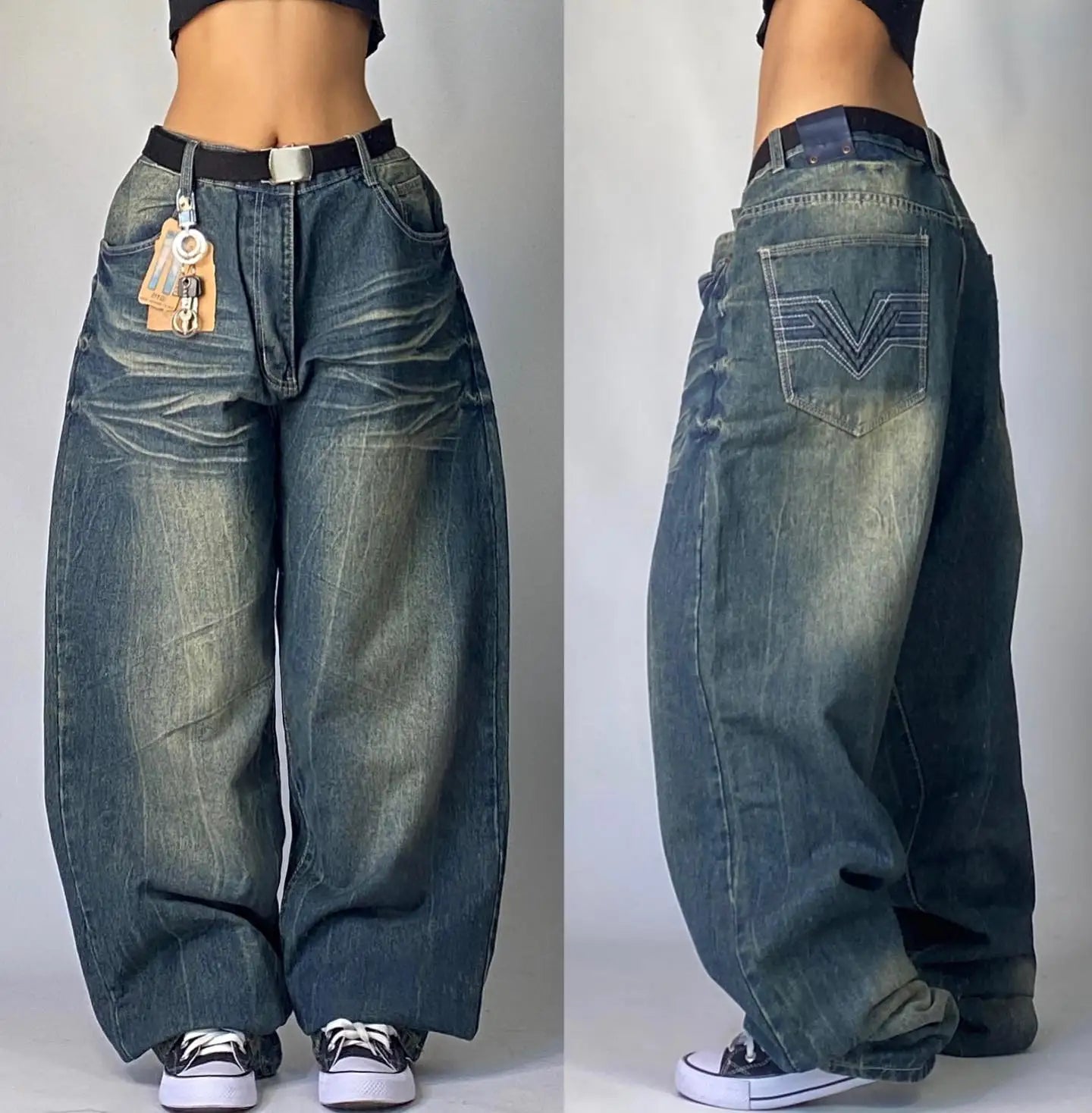 Navarita | Vintage Wide-Leg Graffiti Jeans