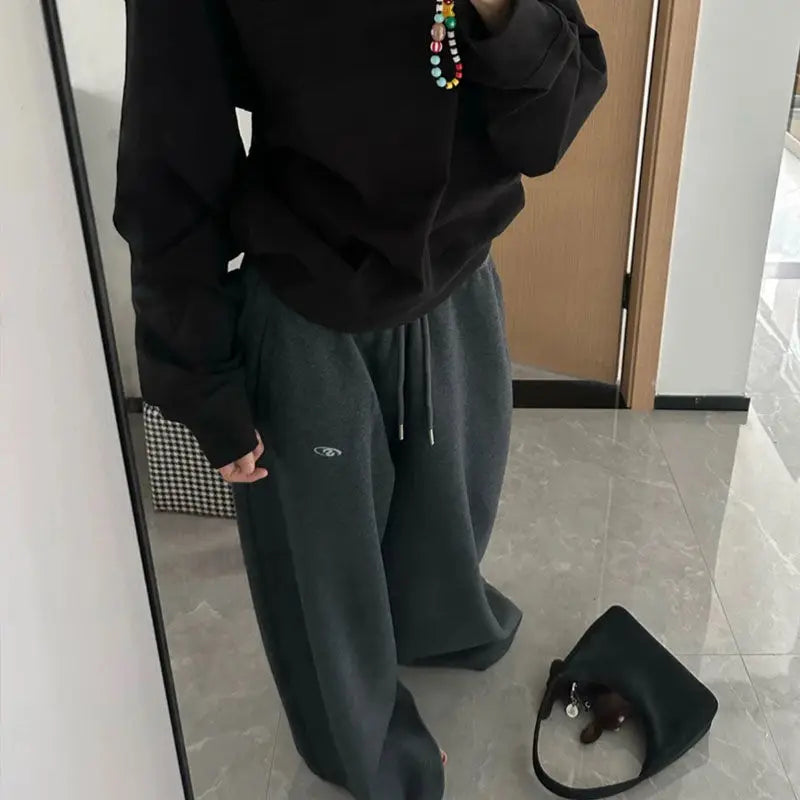 Navarita | Oversize Drawstring Cotton Joggers – Black