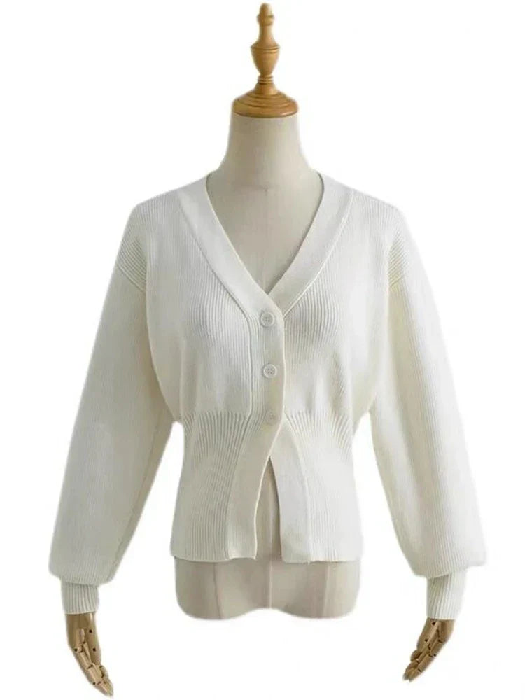 Navarita | Soft V-Neck Buttoned Knit Cardigan