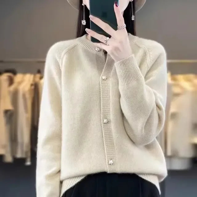 Navarita | Slim Knit Cardigan with Star Buttons
