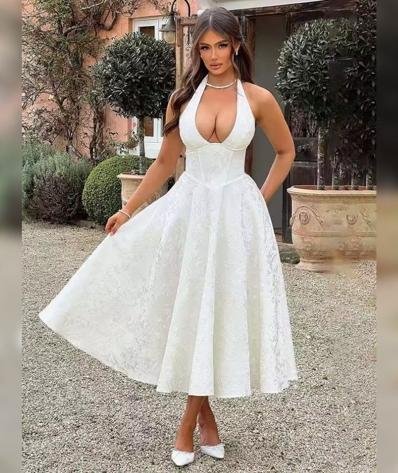 Vestido halter con vuelo – Isadora