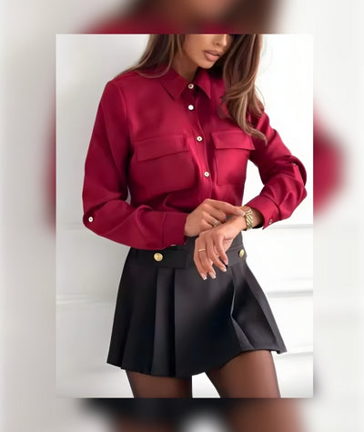 Blusa lisa con bolsillo frontal – Leona