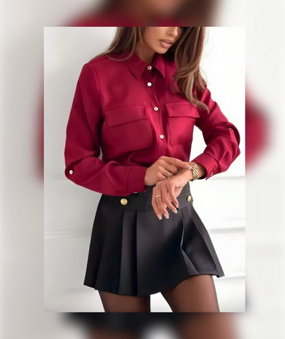 Blusa lisa con bolsillo frontal – Leona