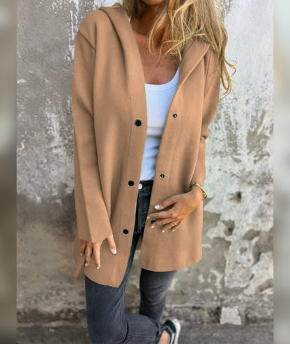 Chaqueta casual con capucha