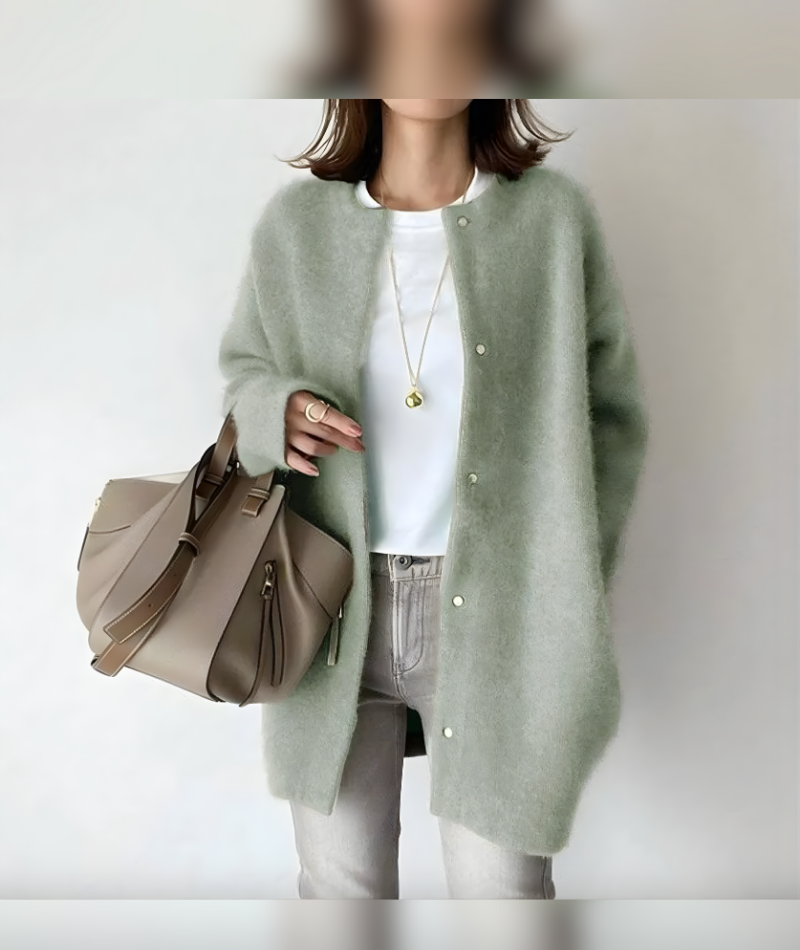 Cárdigan largo de punto suave con botones – Amara