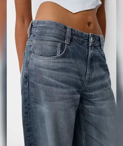 Vaqueros rectos desgastados