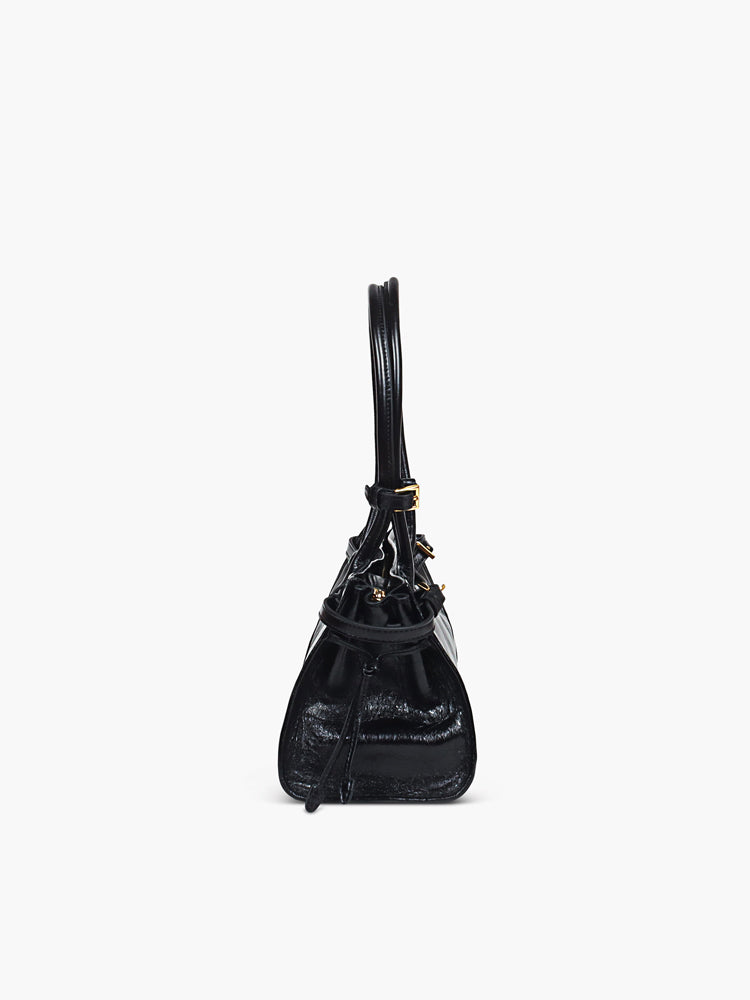 Bolso Suave con Detalle de Cinturón Estilo Vintage