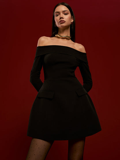 Vestido Mini Plisado Hombros Descubiertos