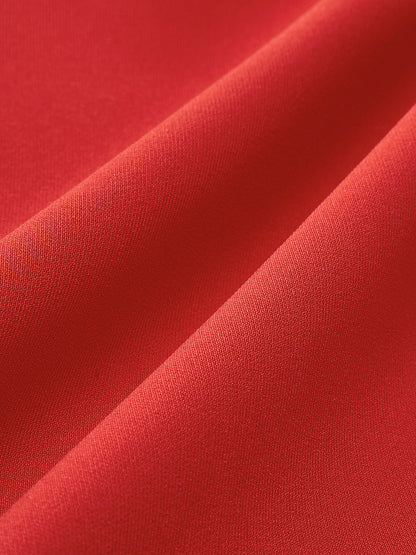 Vestido Minimalista de Cuello Semi Alto