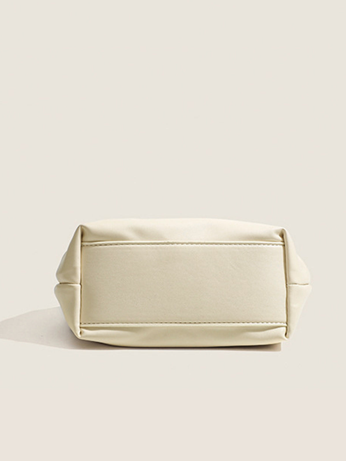 Bolso Hobo con Asa de Cuentas en Tonos Pastel