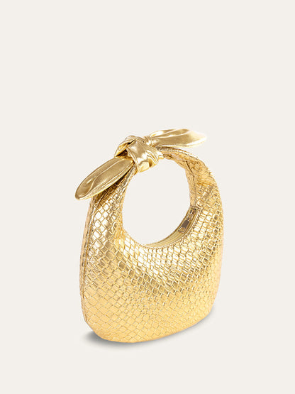 Bolso Tejido Dorado con Asa Anudada Elegante