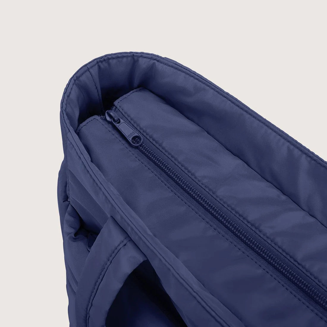 Bolsa Acolchada Organizada