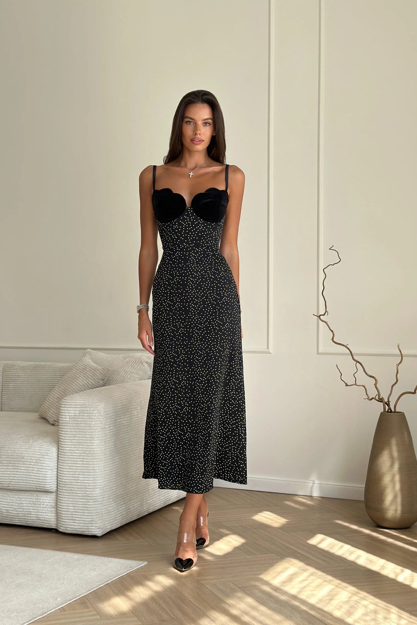 Vestido Midi de Terciopelo Alésia Elegante