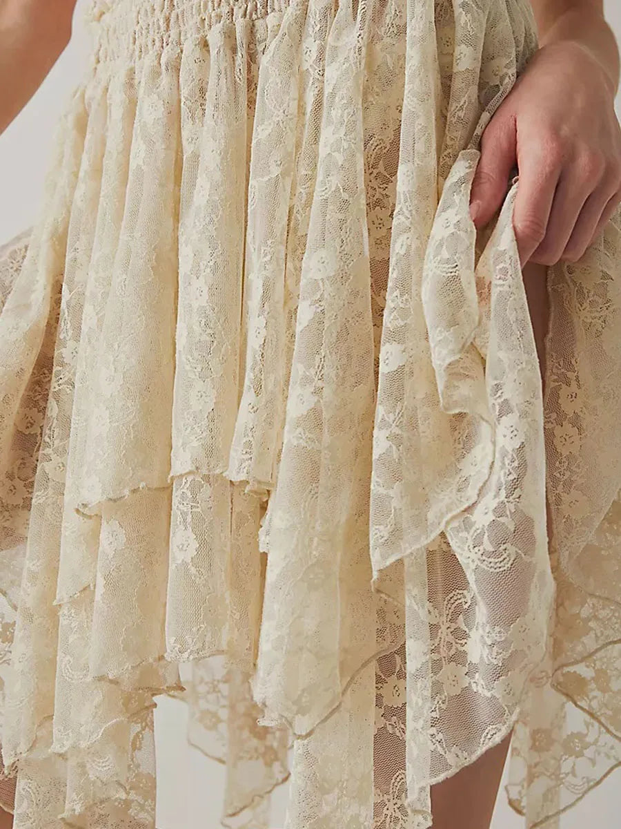Navarita | Irregular Lace Skirt with Vintage Charm